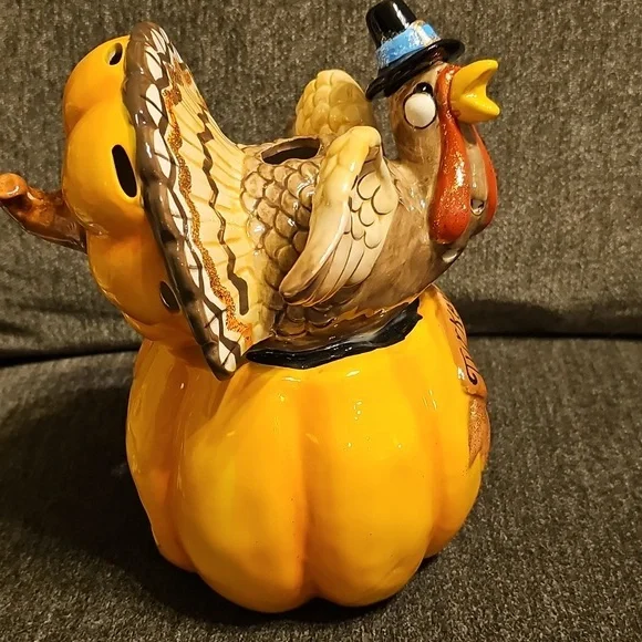 🧡🤎Blue Sky By Heather Goldminc Turkey Surprise Ceramic Pumpkin Decor - Picture 5 of 9